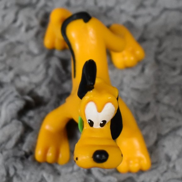 Rare Disney Pluto Figurine #621 - Picture 2 of 14